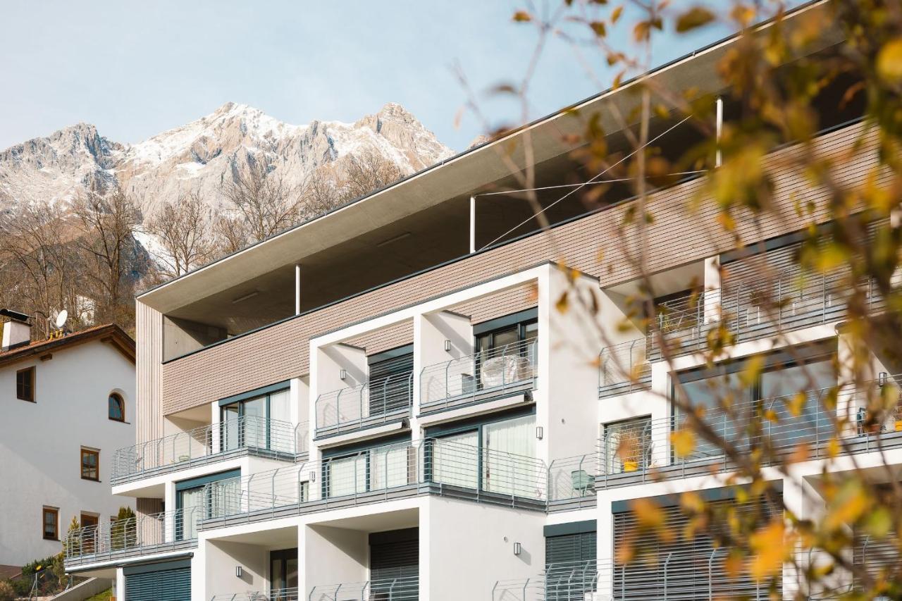 Apart Momente Grins Exterior photo
